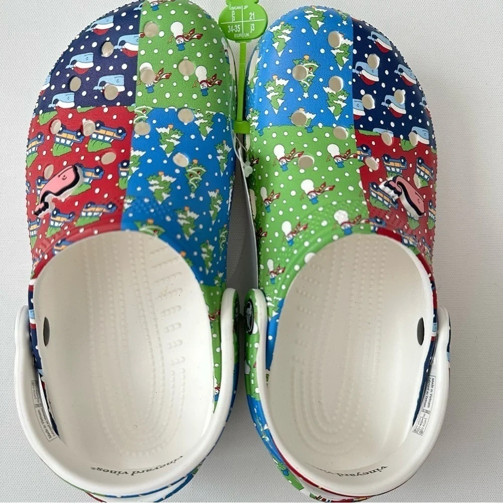 CROCS x Vineyard Vines HOLIDAY PATCHWORK CLOGS Size 3 Kids
